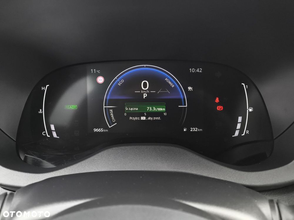 Toyota Yaris Cross - 19