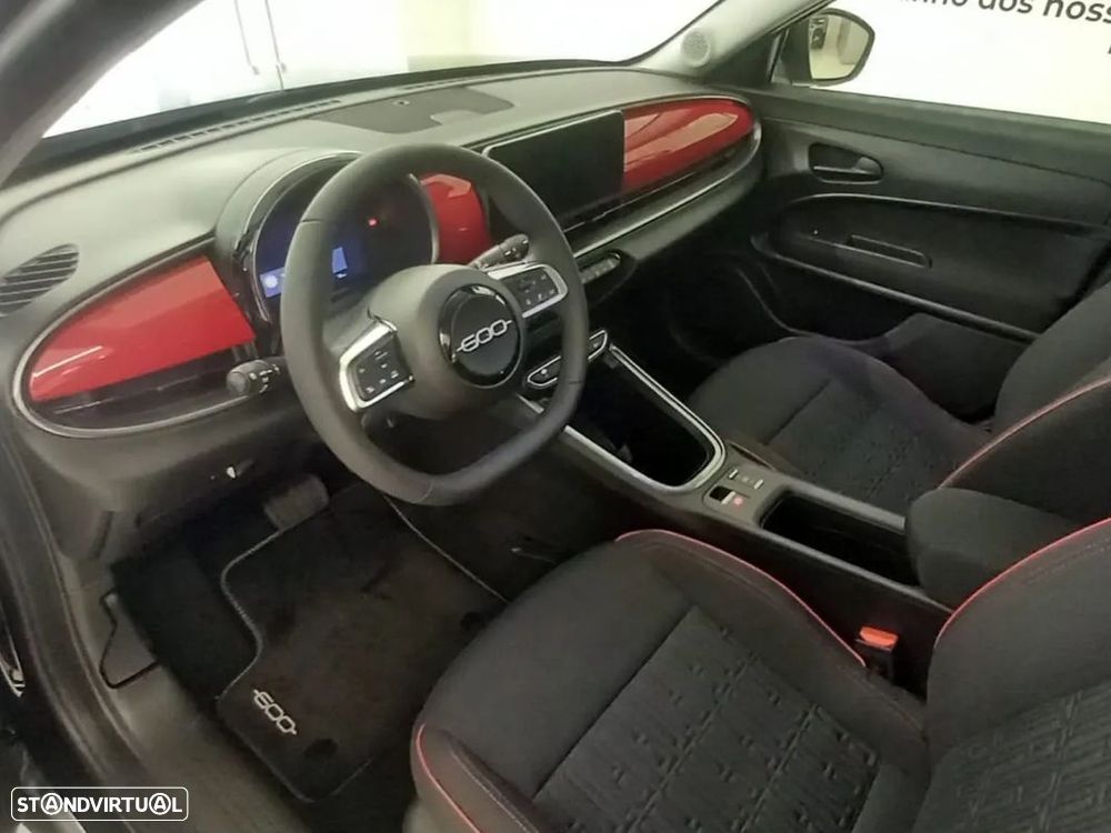 Fiat 600e 54 kWh (RED) - 9
