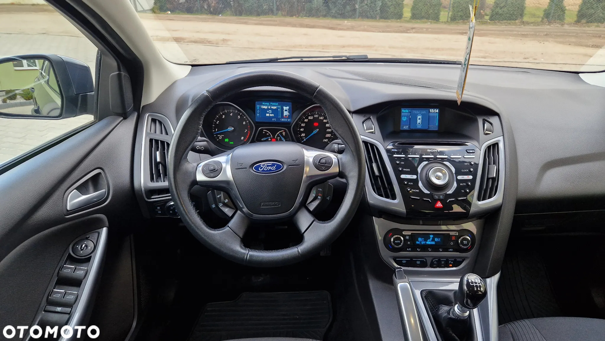 Ford Focus Turnier 1.6 EcoBoost Start-Stopp-System SYNC Edition - 28