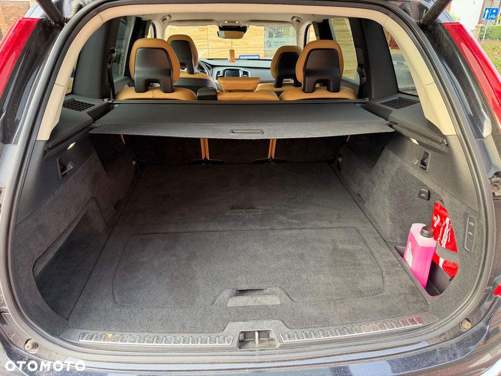 Volvo XC 90 D5 AWD Inscription - 12