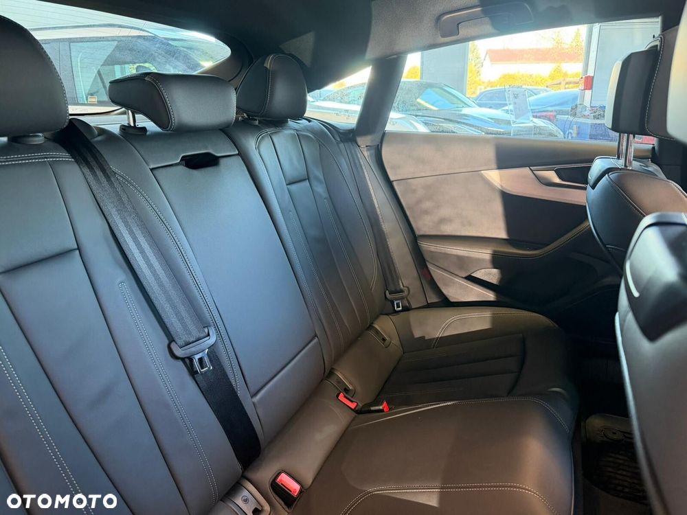 Audi A5 Limousine - 14