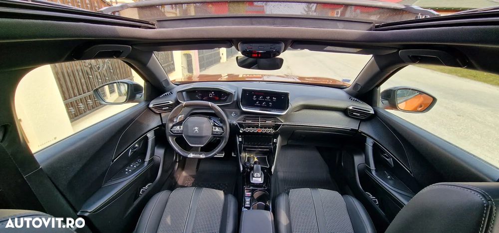 Peugeot 2008 1.2 L PureTech STT EAT8 GT Line - 8