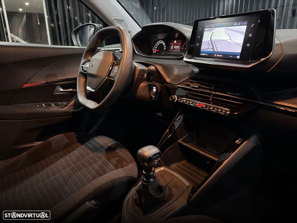 Peugeot 2008 1.2 PureTech Active Pack - 26