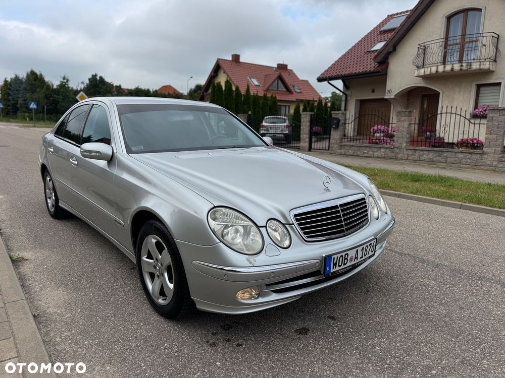 Mercedes-Benz Klasa E 200 Kompressor Automatik Avantgarde Sport Edition - 3