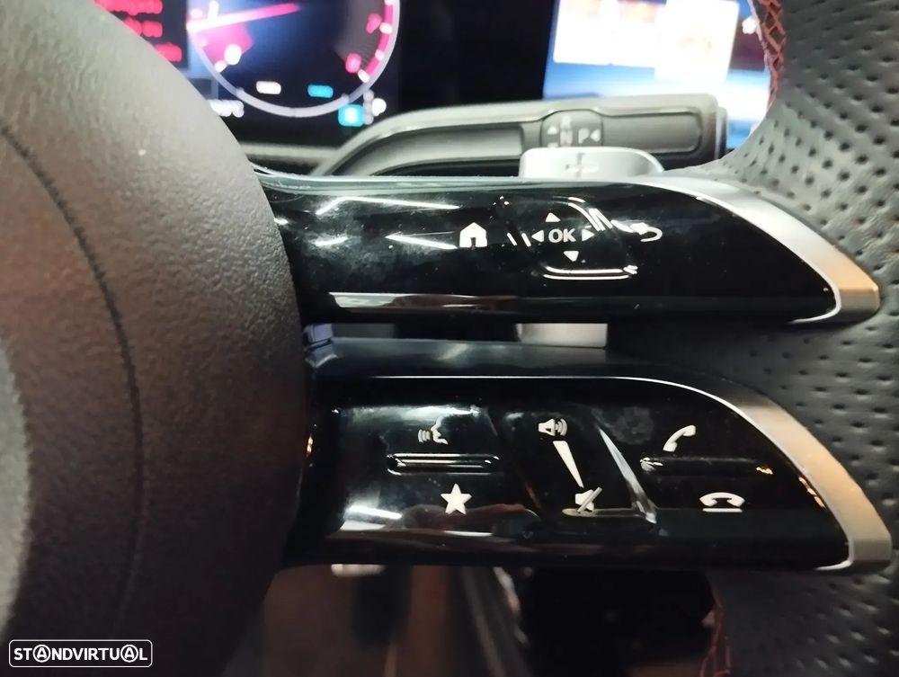 Mercedes-Benz A 200 AMG Line Aut. - 23