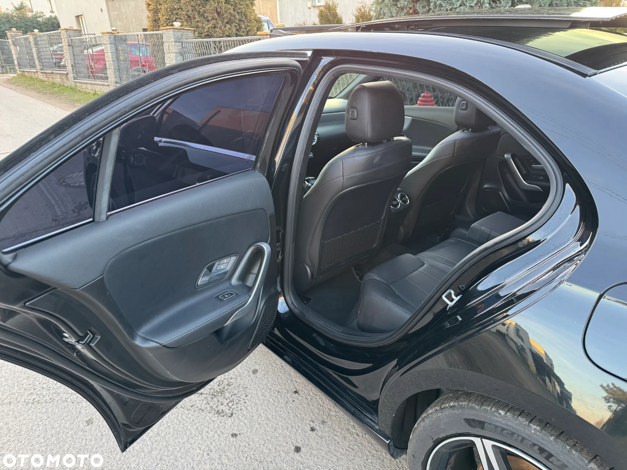 Mercedes-Benz Klasa A 220 7G-DCT - 24