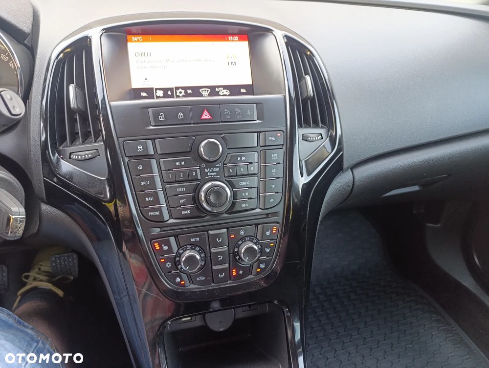 Opel Astra 1.4 Turbo Exklusiv - 27