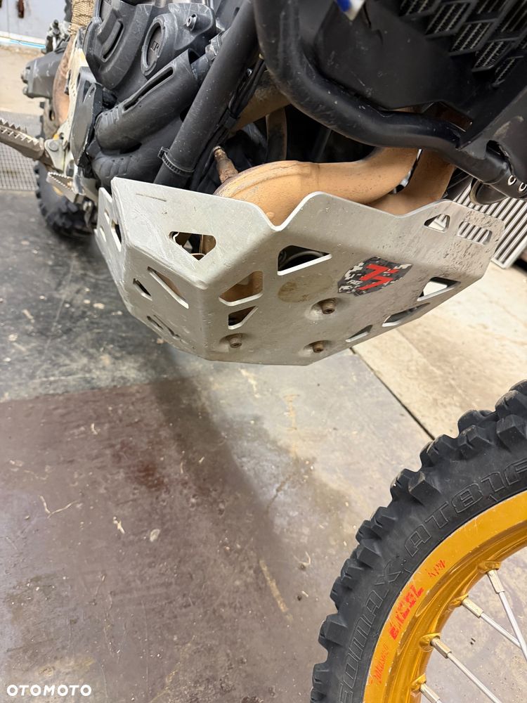 Yamaha Tenere - 16
