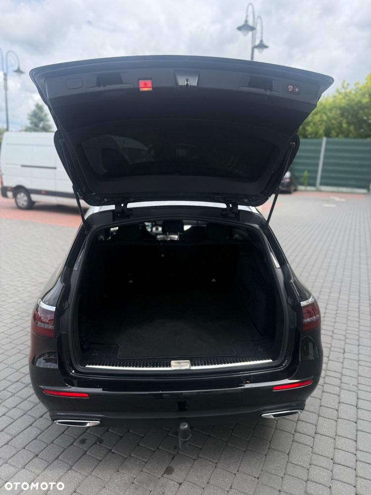 Mercedes-Benz Klasa E 220 d 4-Matic Avantgarde - 6