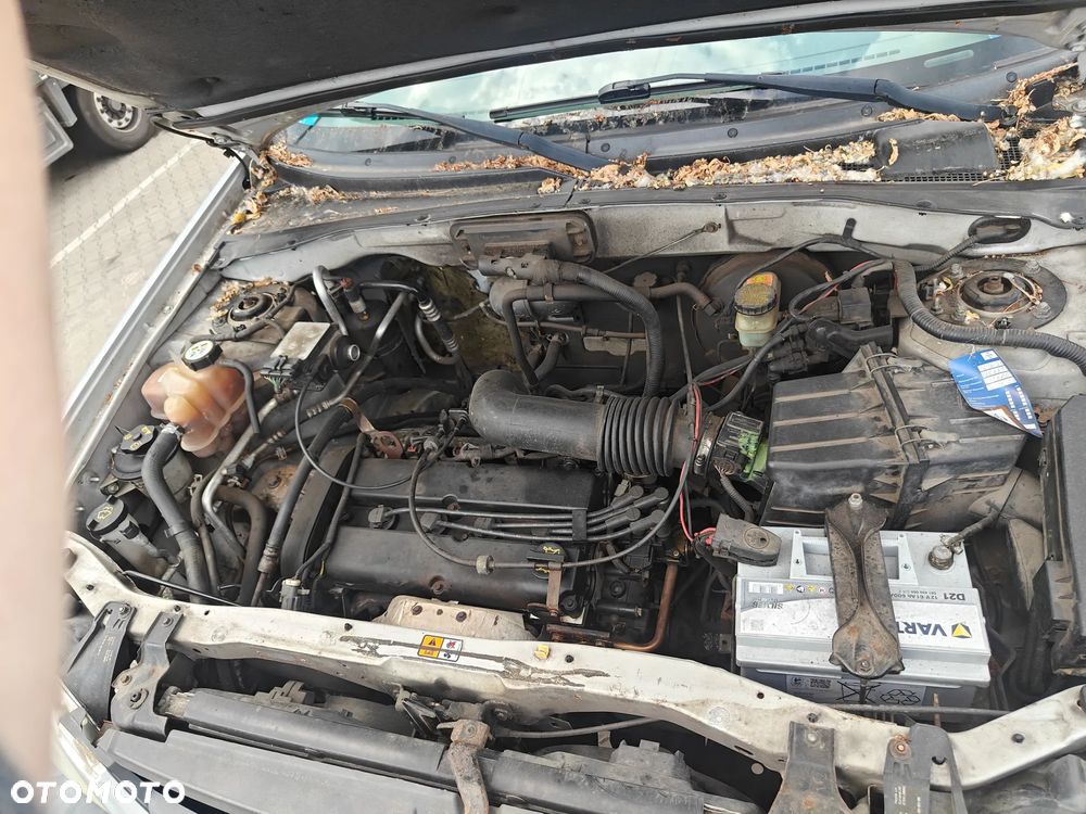 Mazda Tribute 4x4 Comfort - 31
