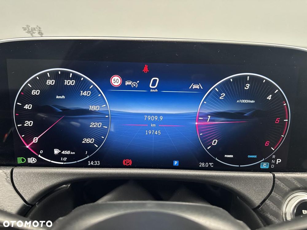 Mercedes-Benz Klasa E 220 d mHEV 4-Matic AMG 9G-Tronic - 17