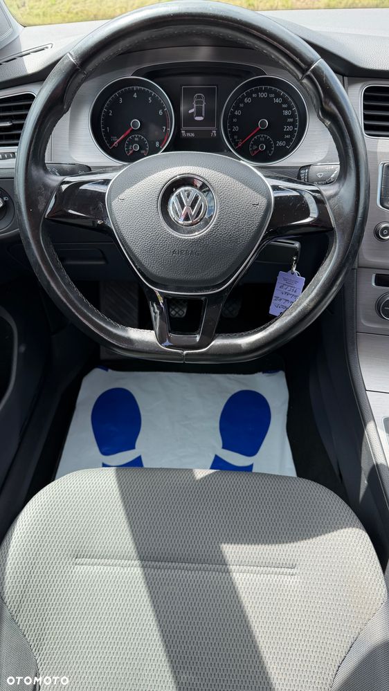 Volkswagen Golf 1.2 TSI BMT Trendline - 22