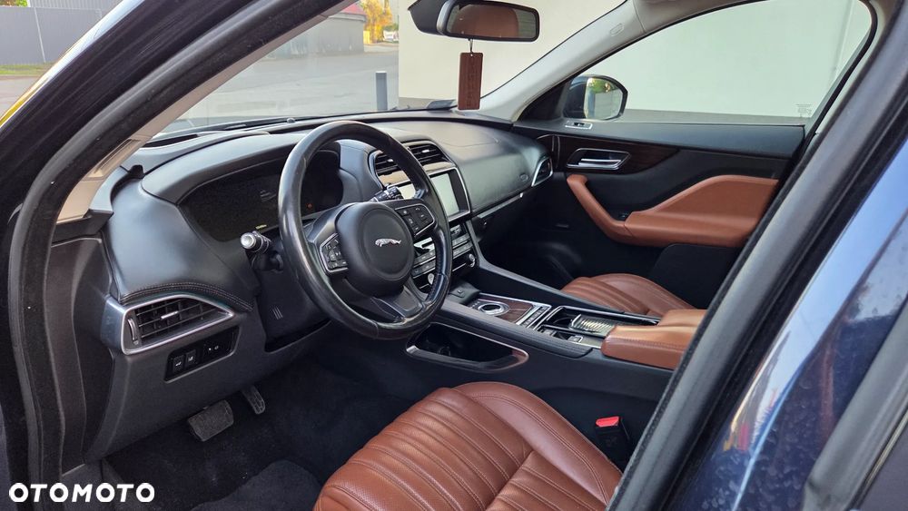 Jaguar F-Pace 3.0 TDV6 AWD Portfolio - 11