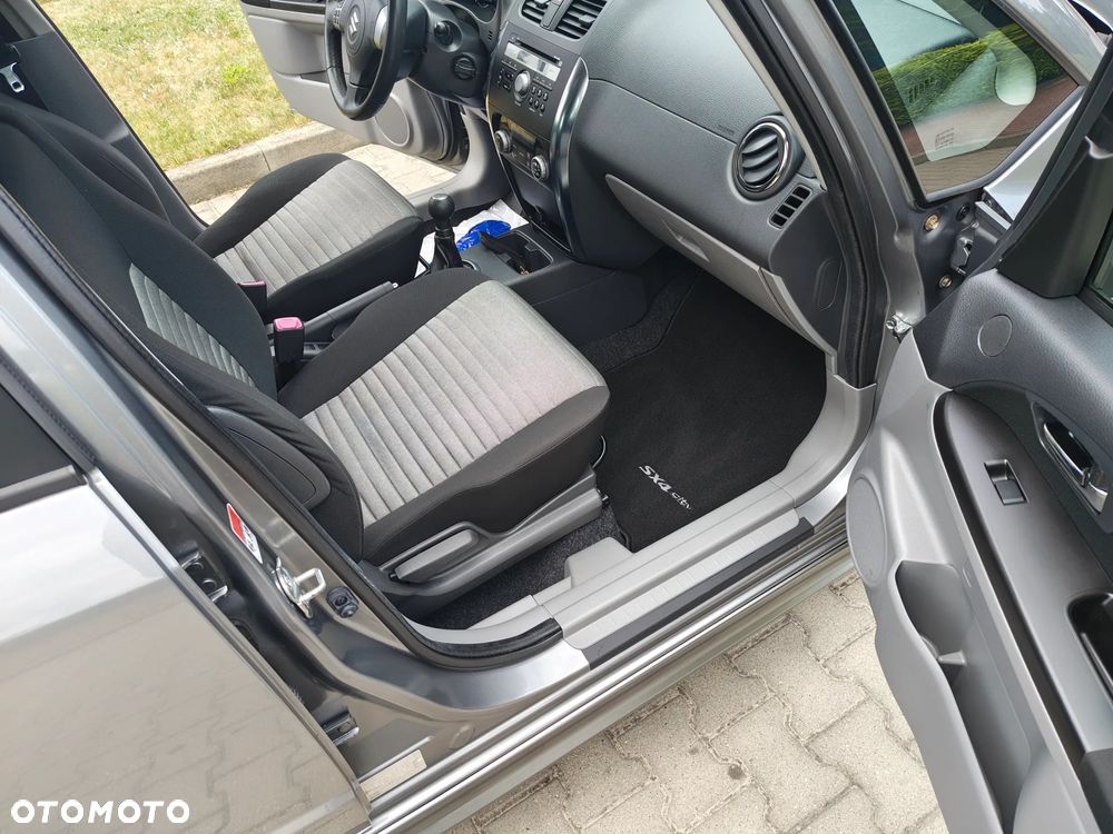 Suzuki SX4 1.6 VVT 4x2 Limited - 17