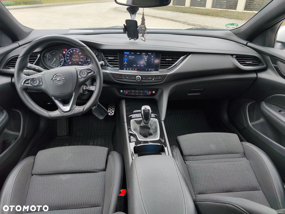 Opel Insignia Sports Tourer 1.6 Diesel Innovation - 17