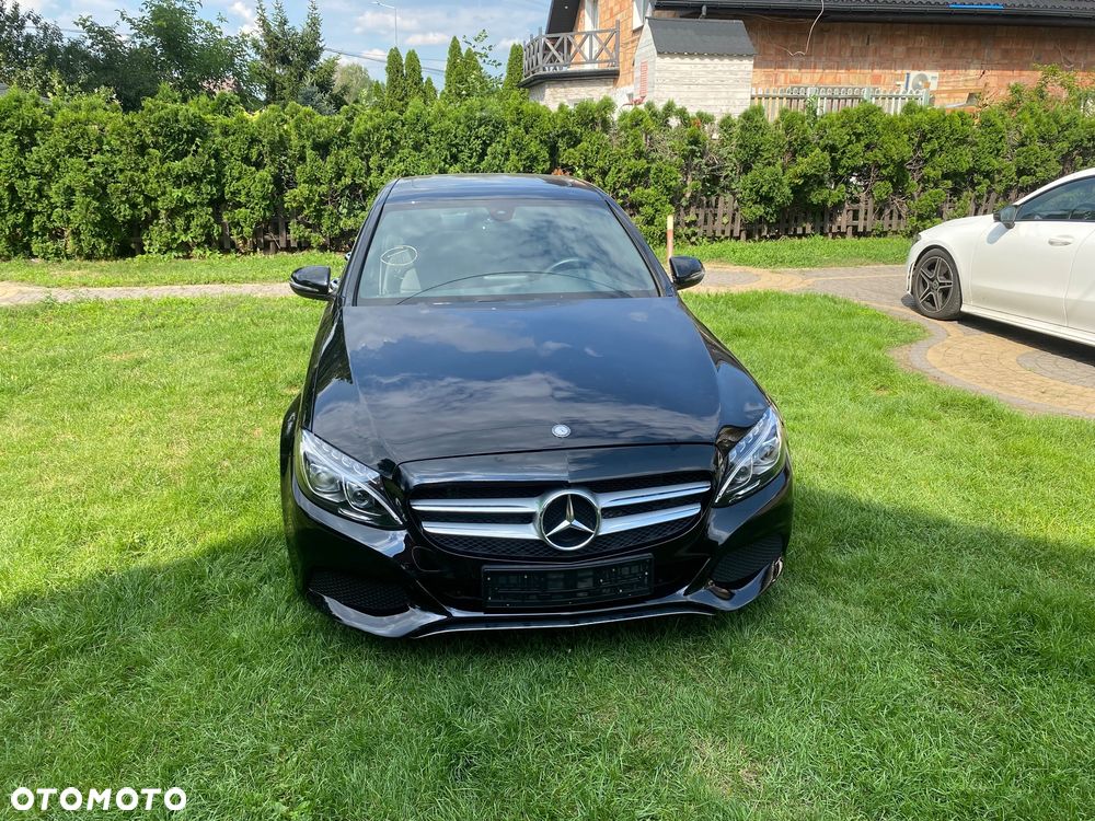 Mercedes-Benz Klasa C 300 9G-TRONIC - 9