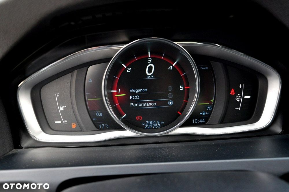 Volvo S60 D4 Drive-E Summum - 25