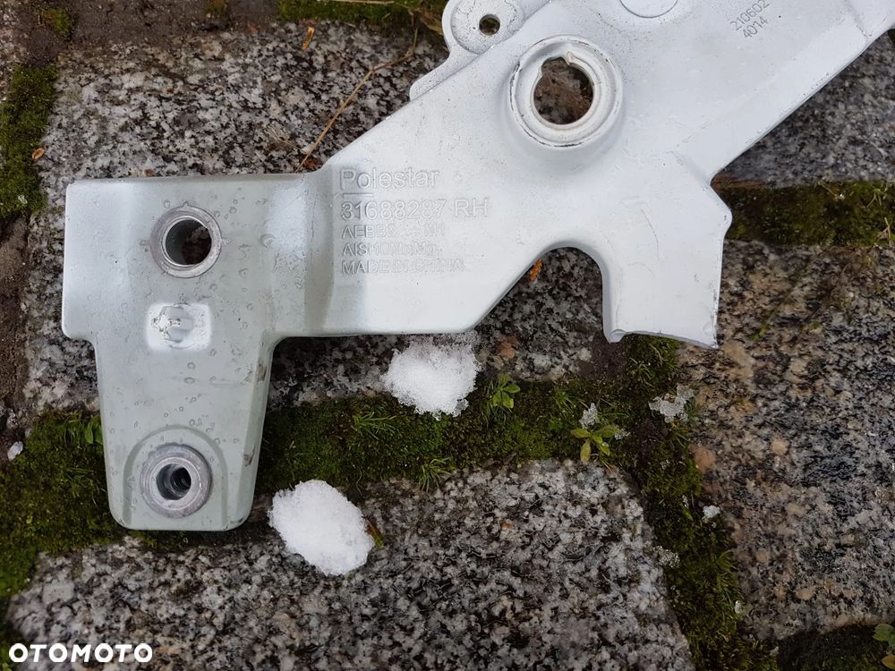 POLESTAR 2 II 21- OKULAR PRAWY WZMOCNIENIE LAMPY - 3