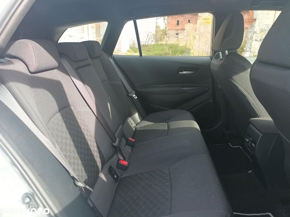 Toyota Corolla 1.8 Hybrid Comfort - 10