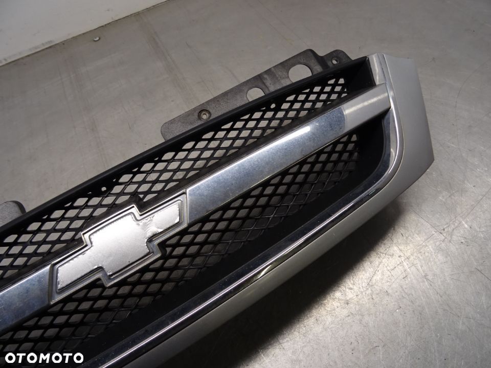 CHEVROLET TACUMA REZZO 04-08 GRILL ATRAPA CHŁODNICY - 2