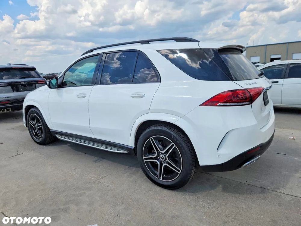 Mercedes-Benz GLE 400 4-Matic - 3