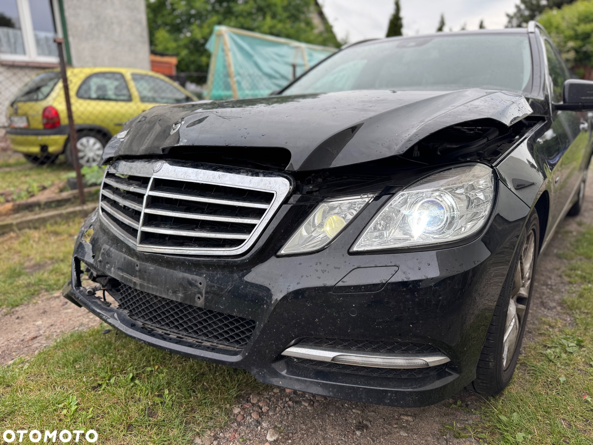 Mercedes-Benz Klasa E - 2