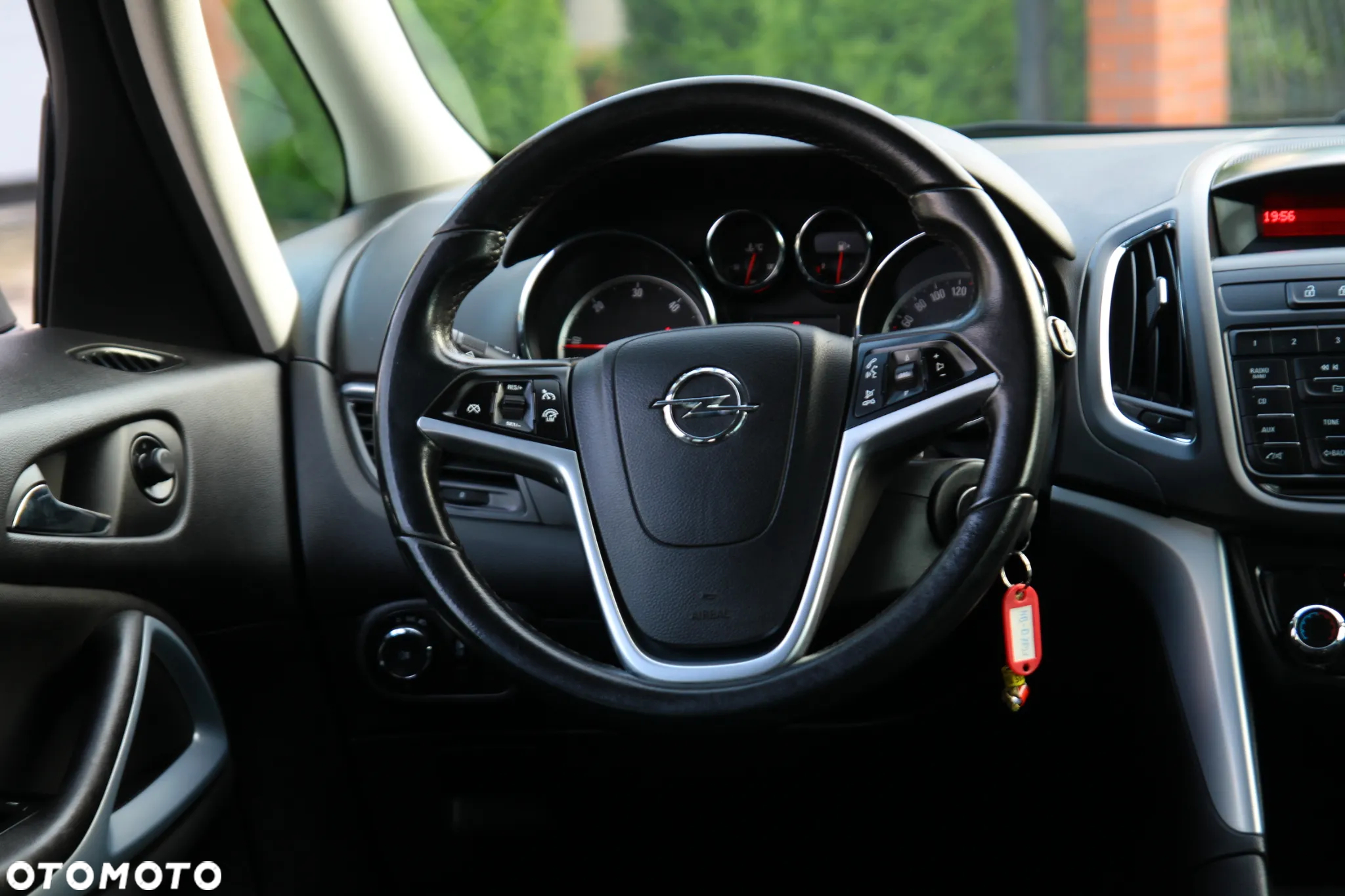 Opel Zafira - 14