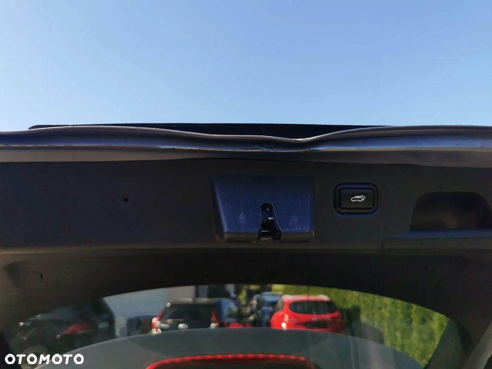 Kia Ceed - 16