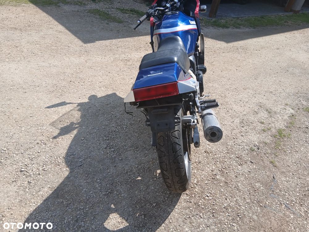 Kawasaki GPZ - 8