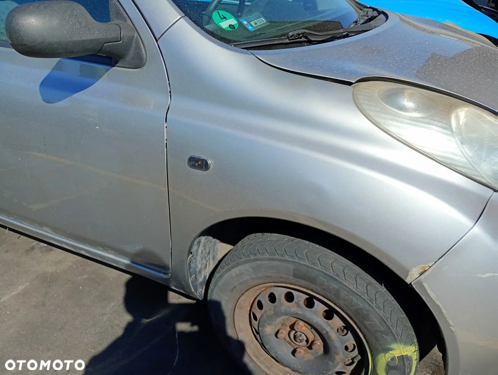 NISSAN MICRA K12 03-07 1.2 16V CG12DE - LAMPKA OŚWIETLENIA TABLICY REJESTRACYJNEJ - 5