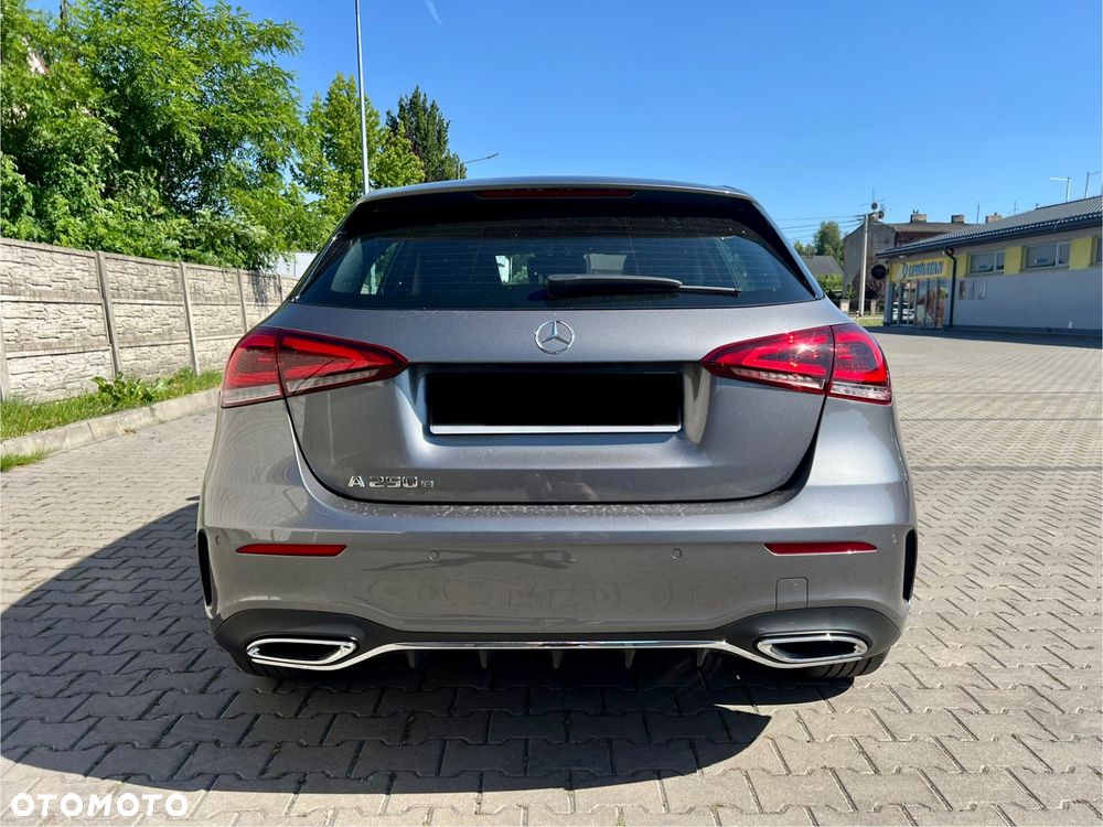 Mercedes-Benz Klasa A 250 e PHEV AMG Line 8G-DCT - 13