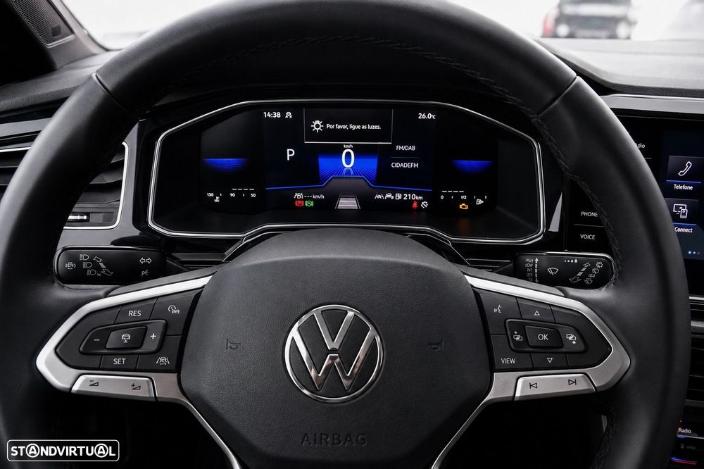 VW Polo 1.0 TSI Urban DSG - 9