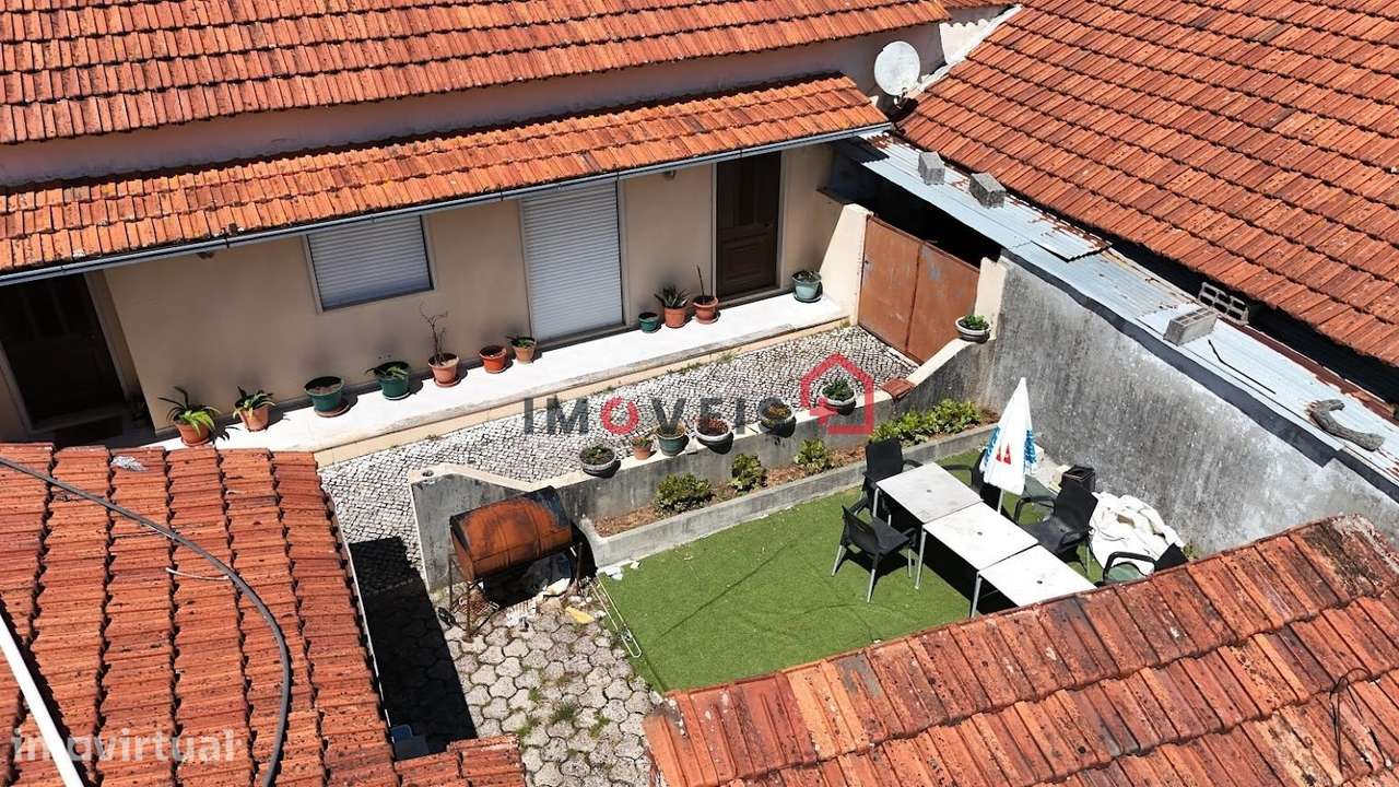 Moradia Isolada T5, com 4.000 m² de Terreno e Elevado Potencial de... - Grande imagem: 5/7