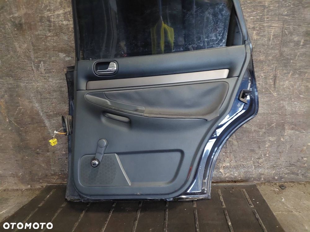DRZWI KOMPLETNE PRAWY TYŁ AUDI A4 B5 FL LZ5L - 9