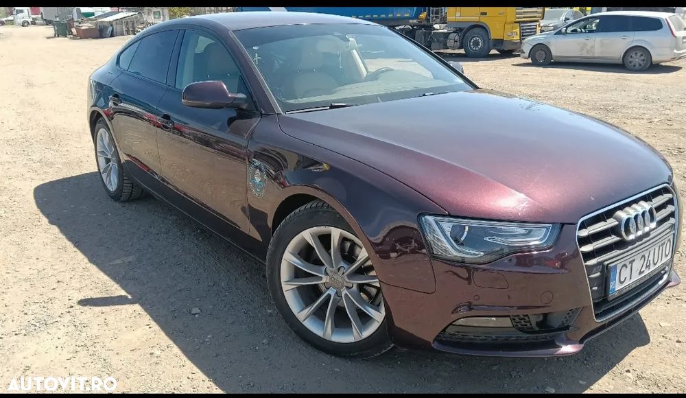 Audi A5 2.0 TDI Multitronic - 9