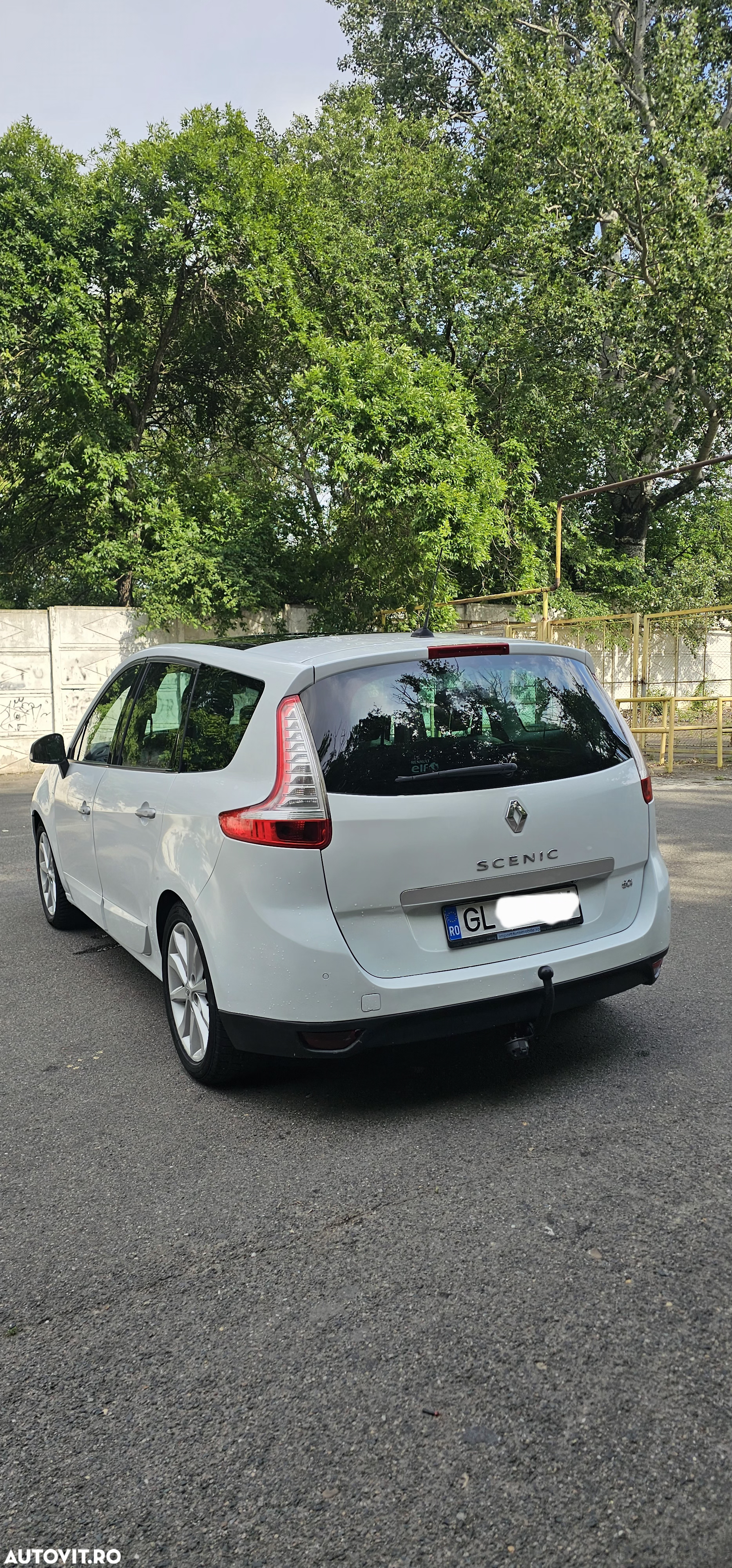 Renault Scenic dCi 150 FAP Aut. Bose Edition - 4