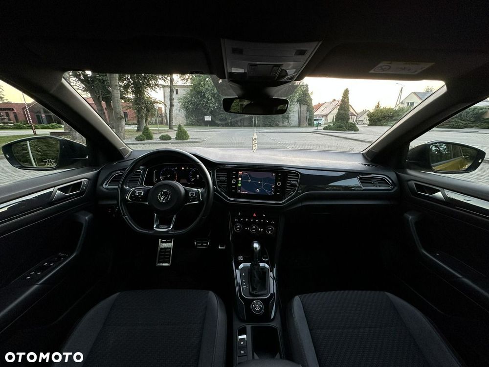 Volkswagen T-Roc - 8