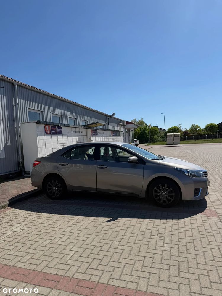 Toyota Corolla 1.6 Premium - 5