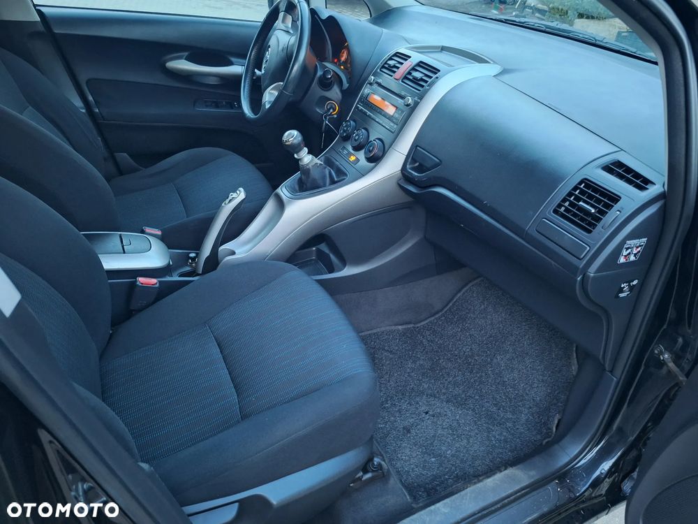 Toyota Auris - 6
