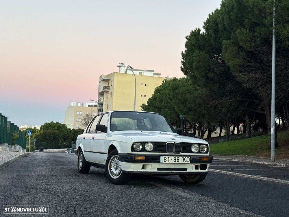 BMW 320 i - 2
