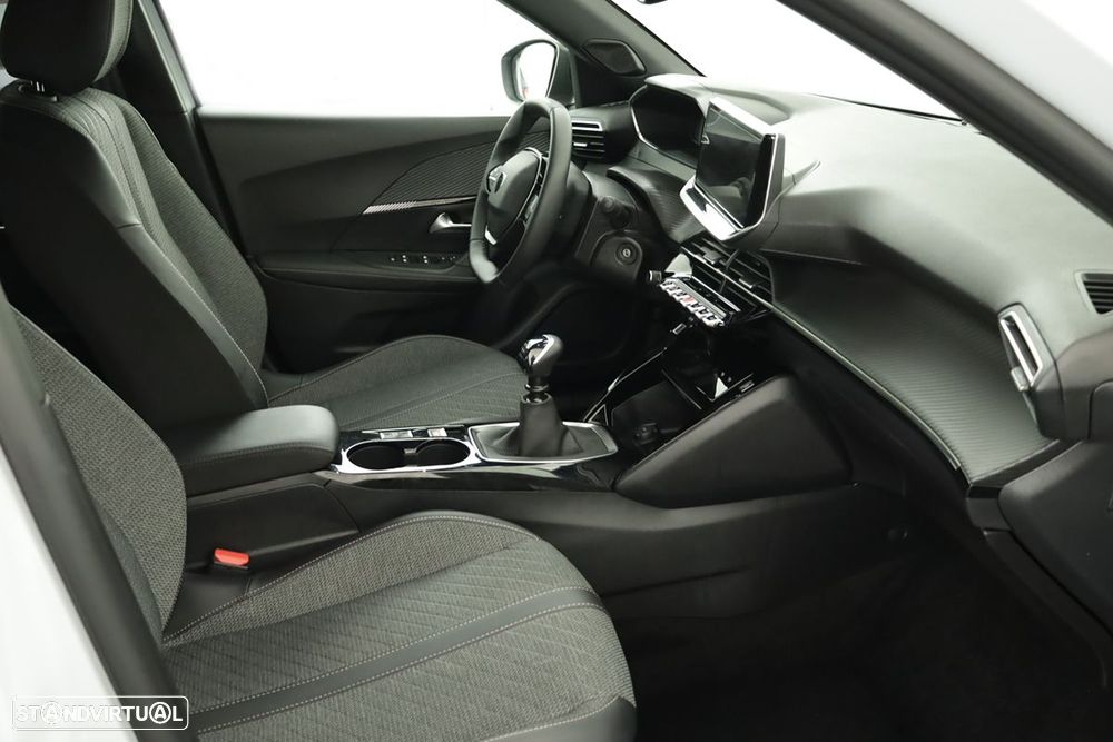 Peugeot 2008 1.2 PureTech Allure - 20