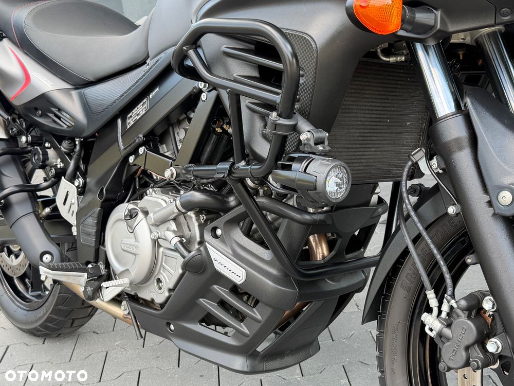 Suzuki V-STROM - 18