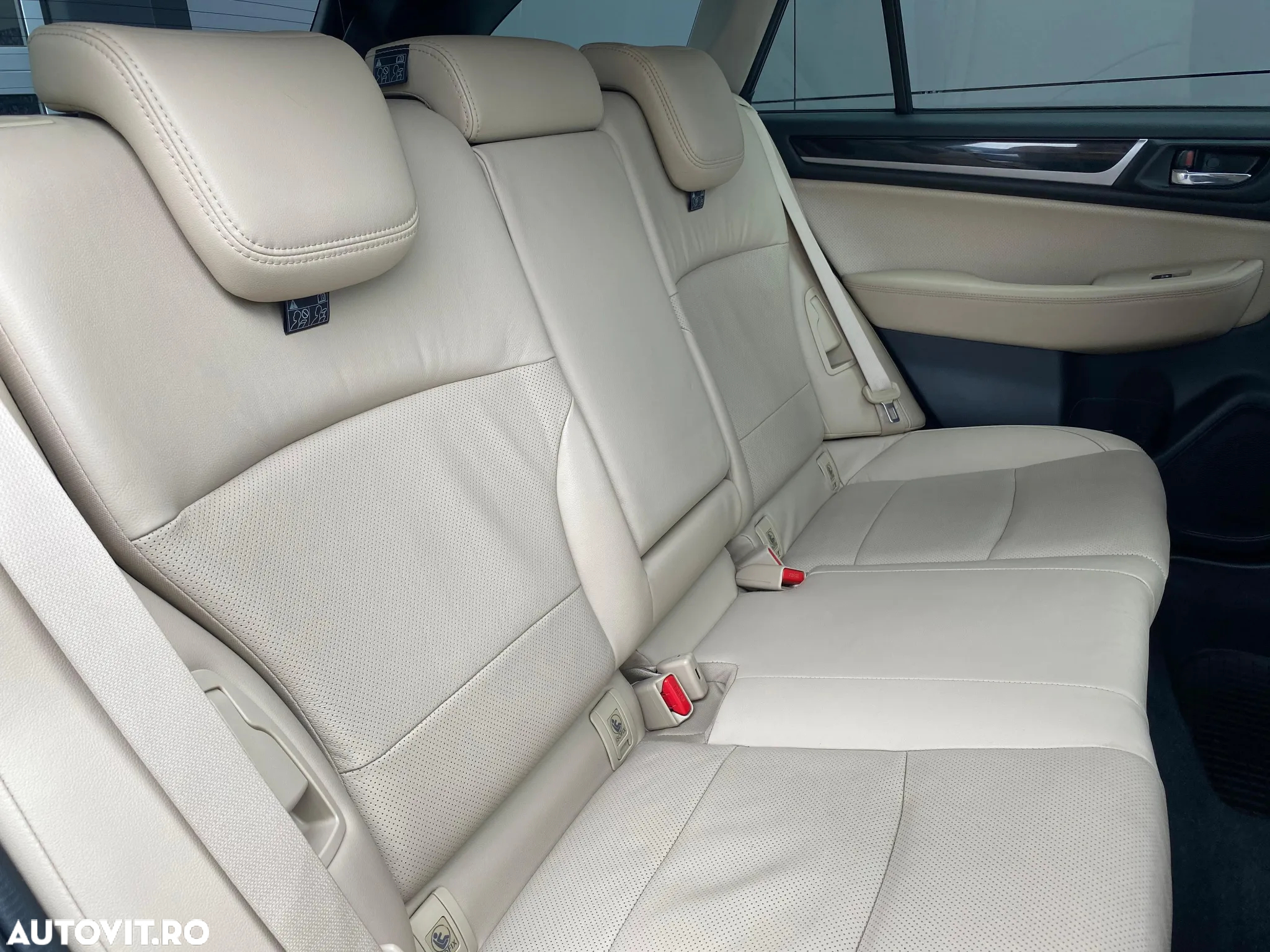Subaru Outback 2.0D Lineartronic Sport - 17