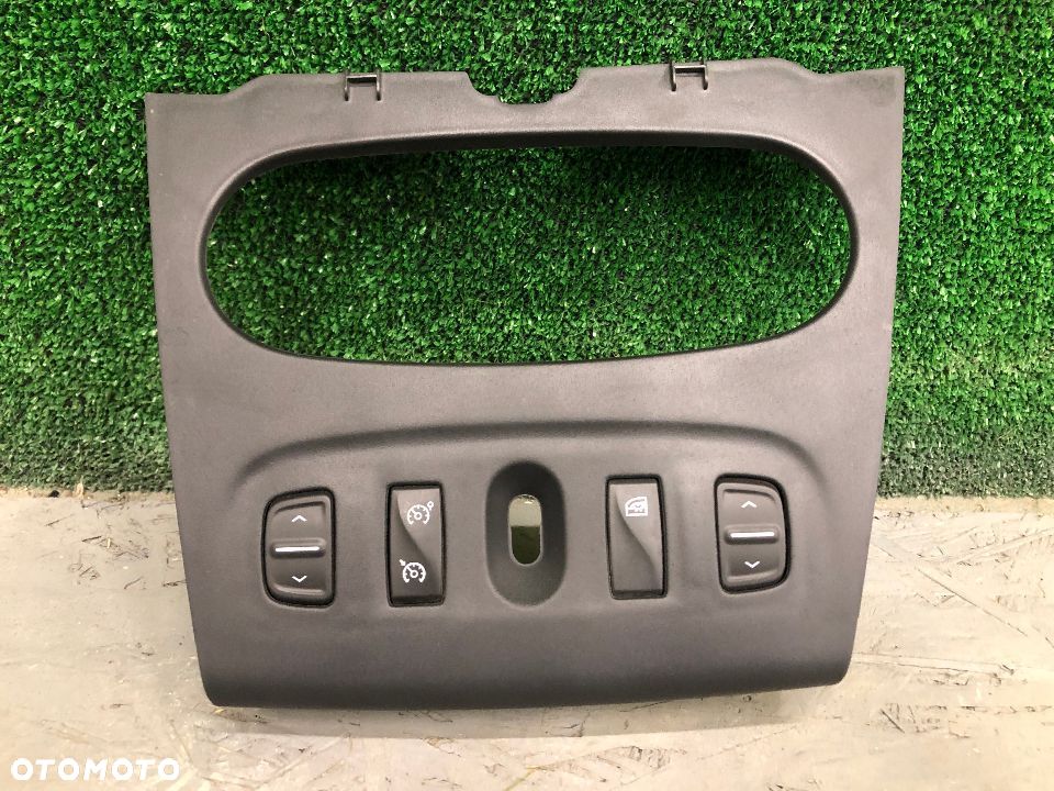 DACIA SANDERO II LIFT 2016-> RAMKA OSŁONA PANELU DESKI PANEL STEROWANIA SZYB 275009384R