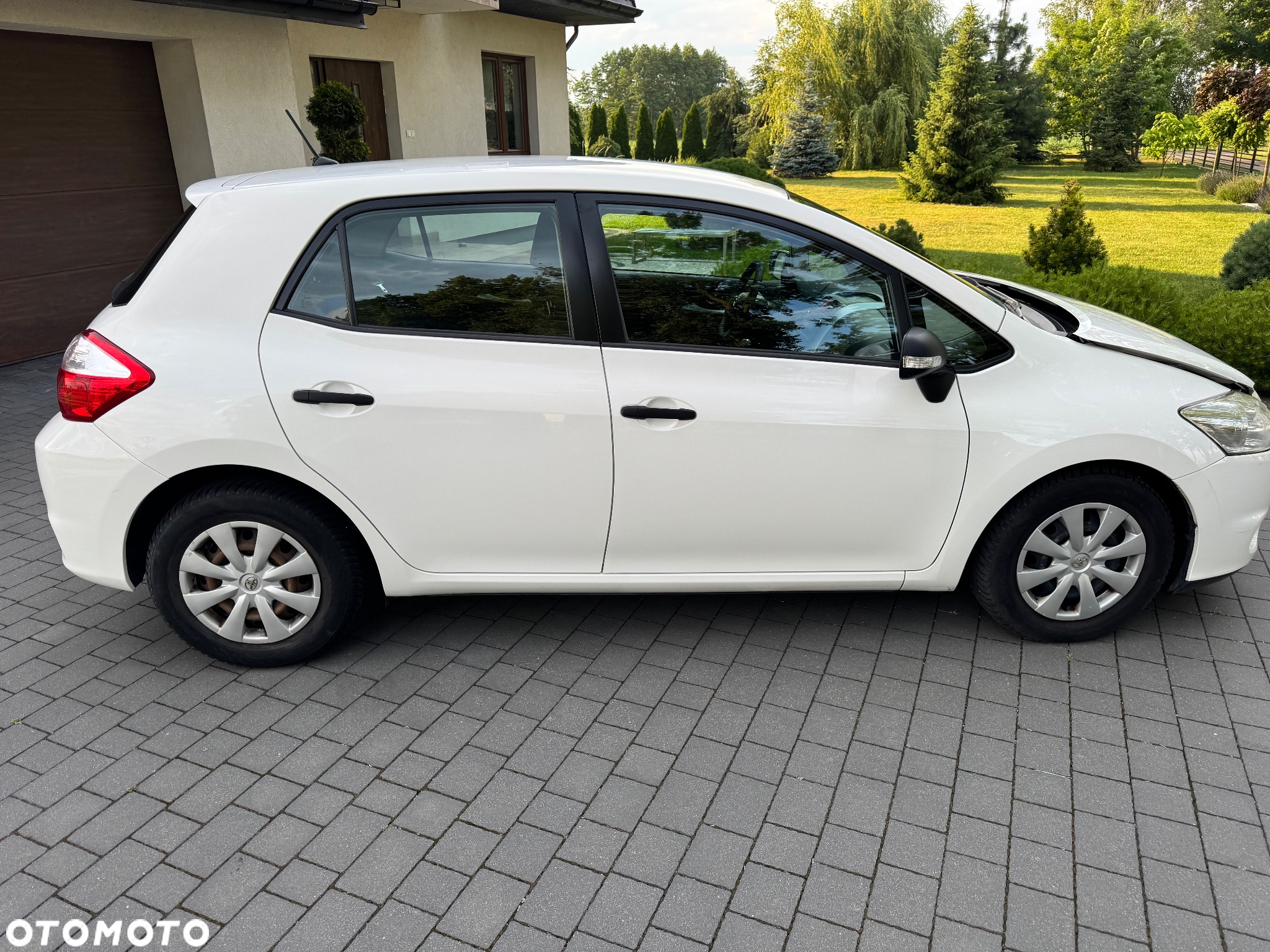 Toyota Auris 1.4 D-4D Luna - 8