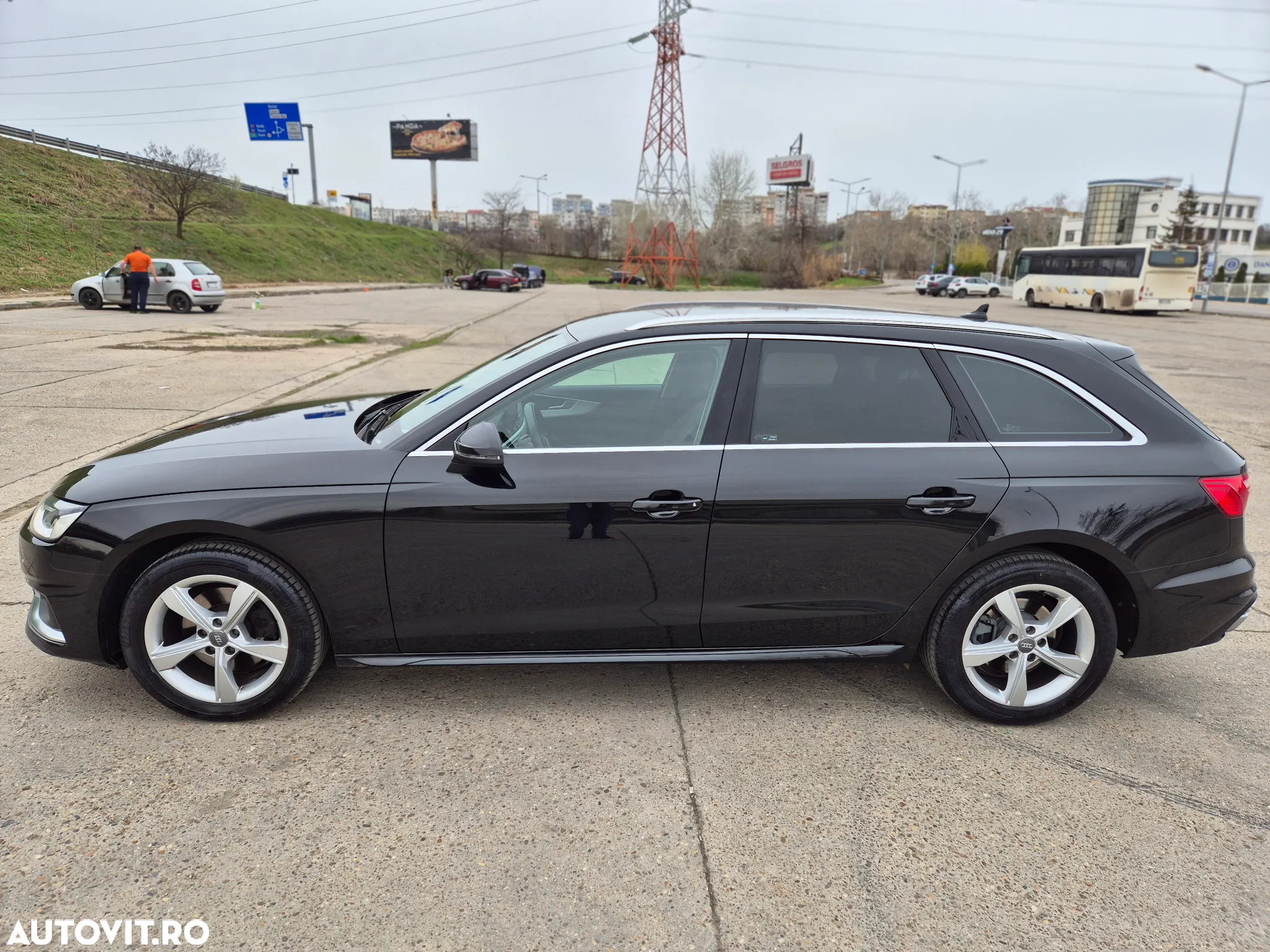 Audi A4 Avant 2.0 35 TDI S tronic MHEV S Line - 5