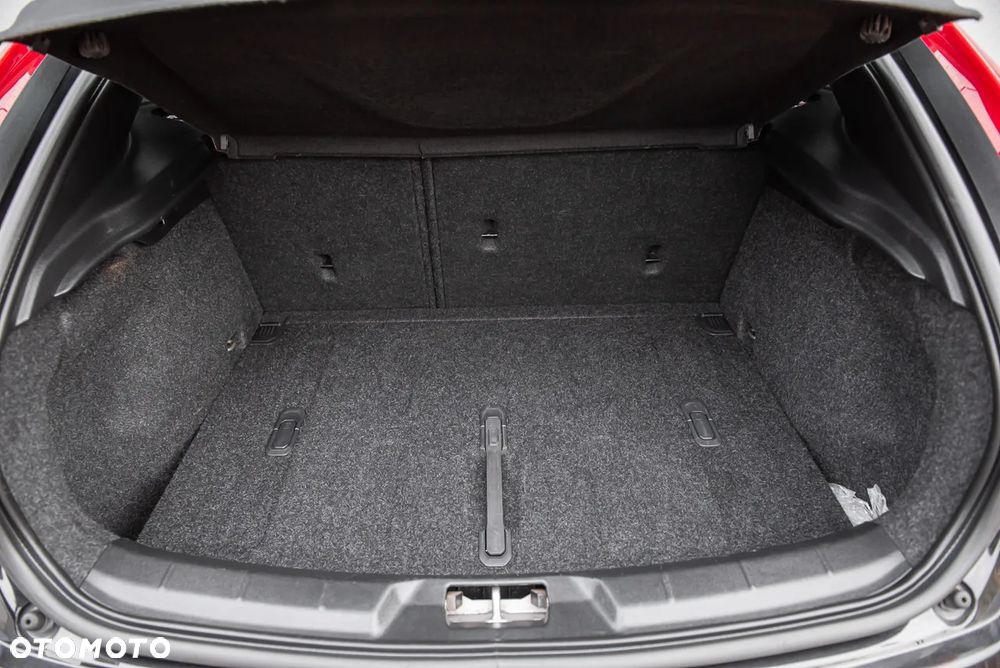 Volvo V40 D2 Inscription - 27