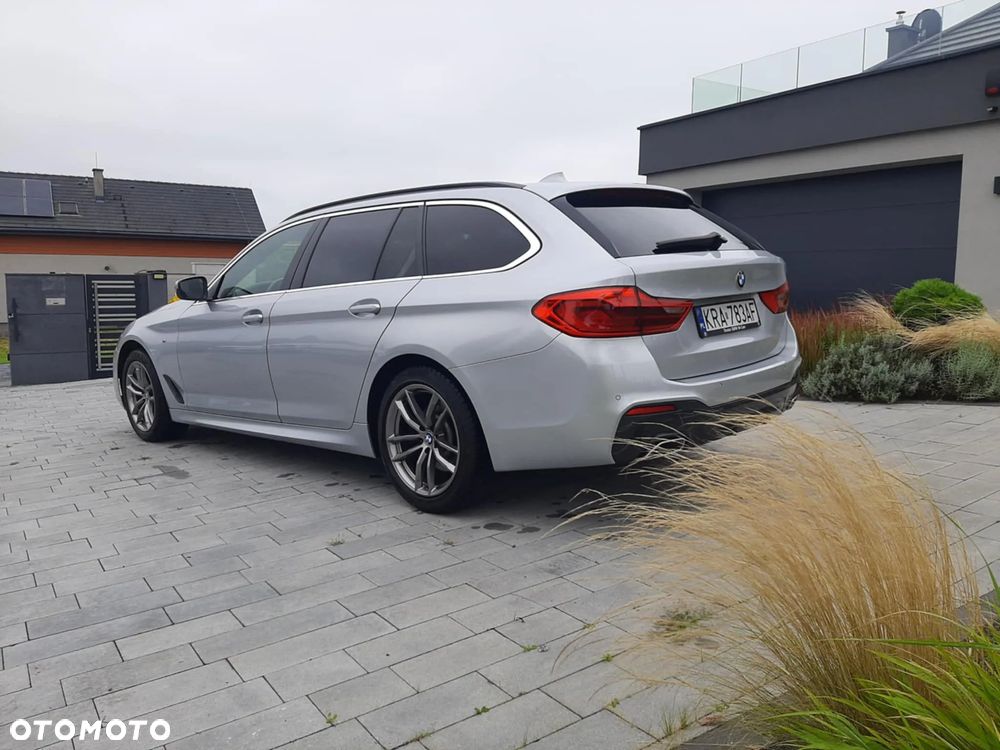 BMW Seria 5 520d Touring M Sport Edition - 8