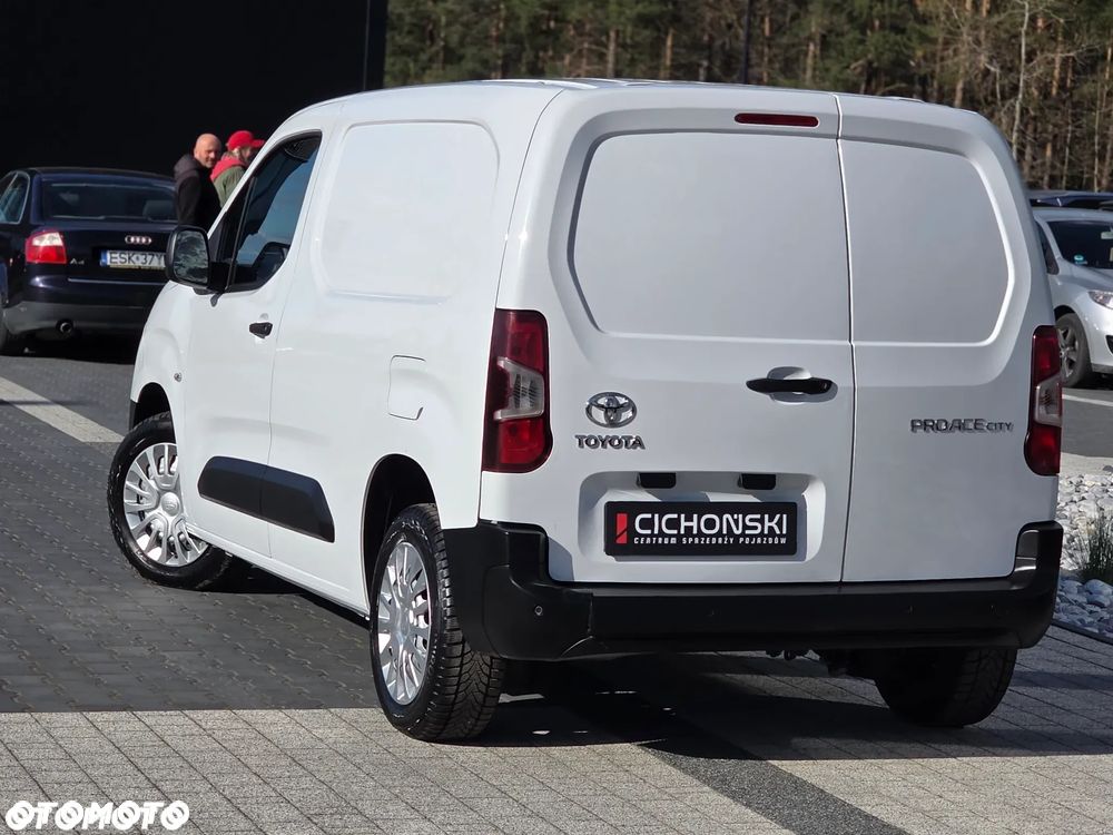 Toyota Proace City 2.0t 1.5 D-4d 100KM  3 OSOBOWA Furgon Blaszak BEZWYPADKOWA z Polskiego Salonu I Pierwszy i Jedyny Właściciel I Pełna Faktura Vat 23% - 6