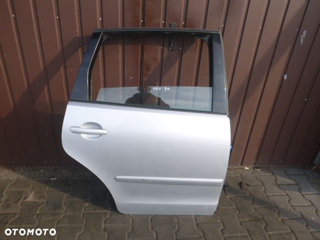 DRZWI PRAWY TYŁ PRAWE TYLNE VOLKSWAGEN POLO 9N KOMPLETNE 01- - 10